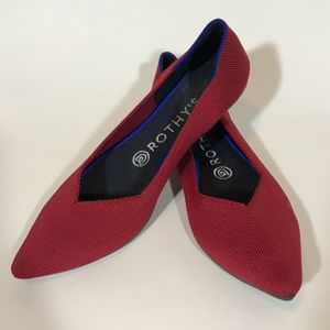Rothy’s chili red pointed flat